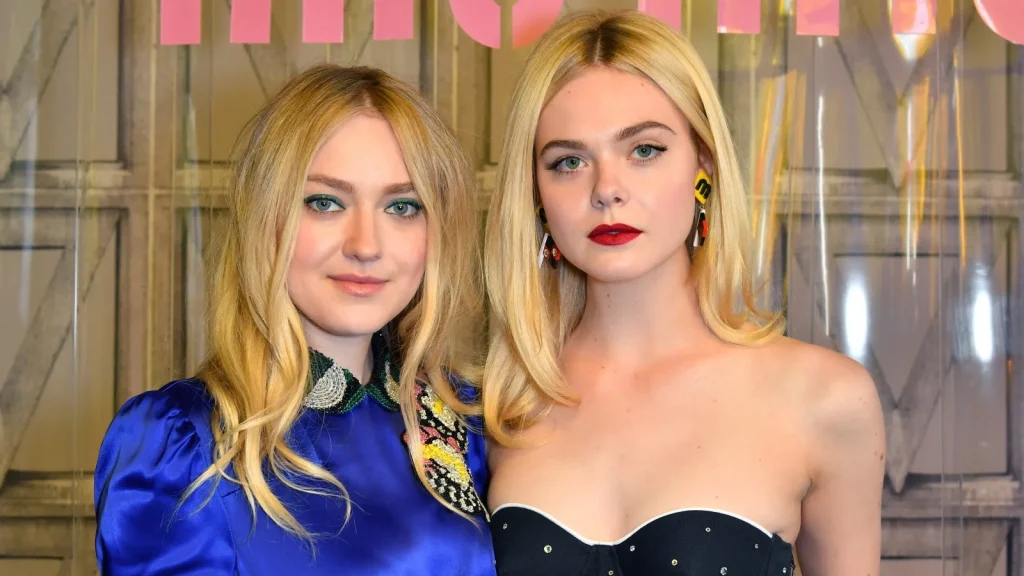 Dakota and Elle Fanning - KUBE