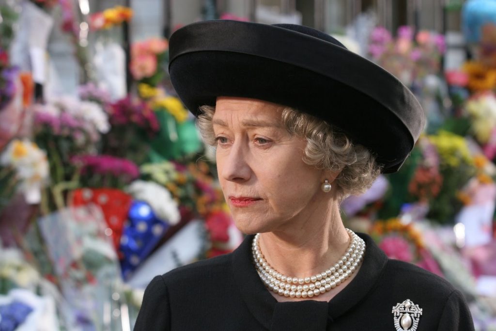 The Queen (2006) นำแสดงโดย Dame Hellen Mirren - KUBET