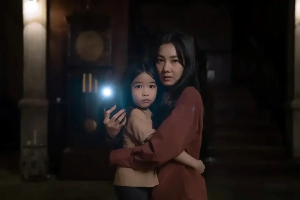 Review  อย่ากลับบ้าน (Don't Come Home)  Netflix  KUBET